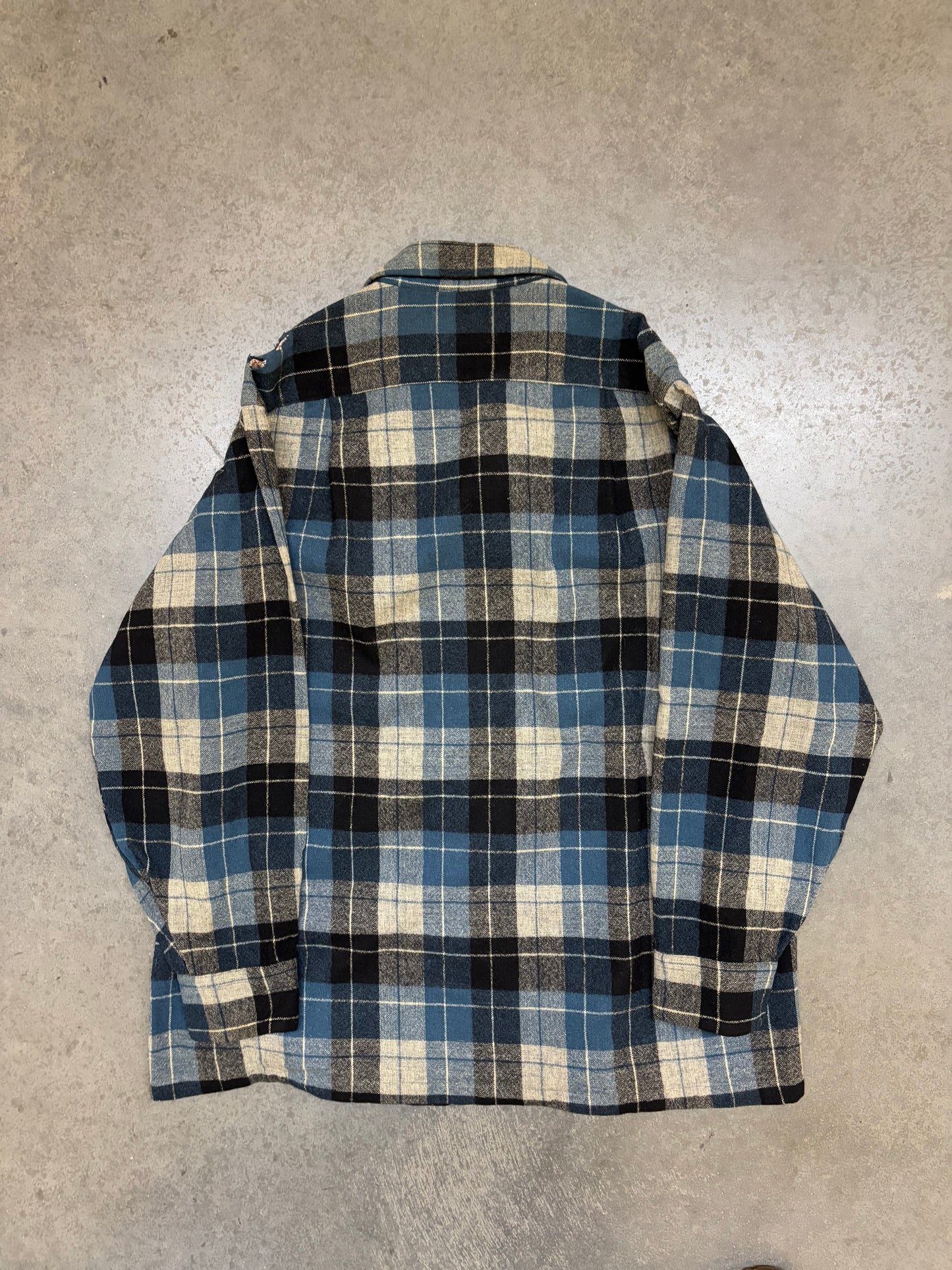 Vintage Pendleton Loop Collar - L