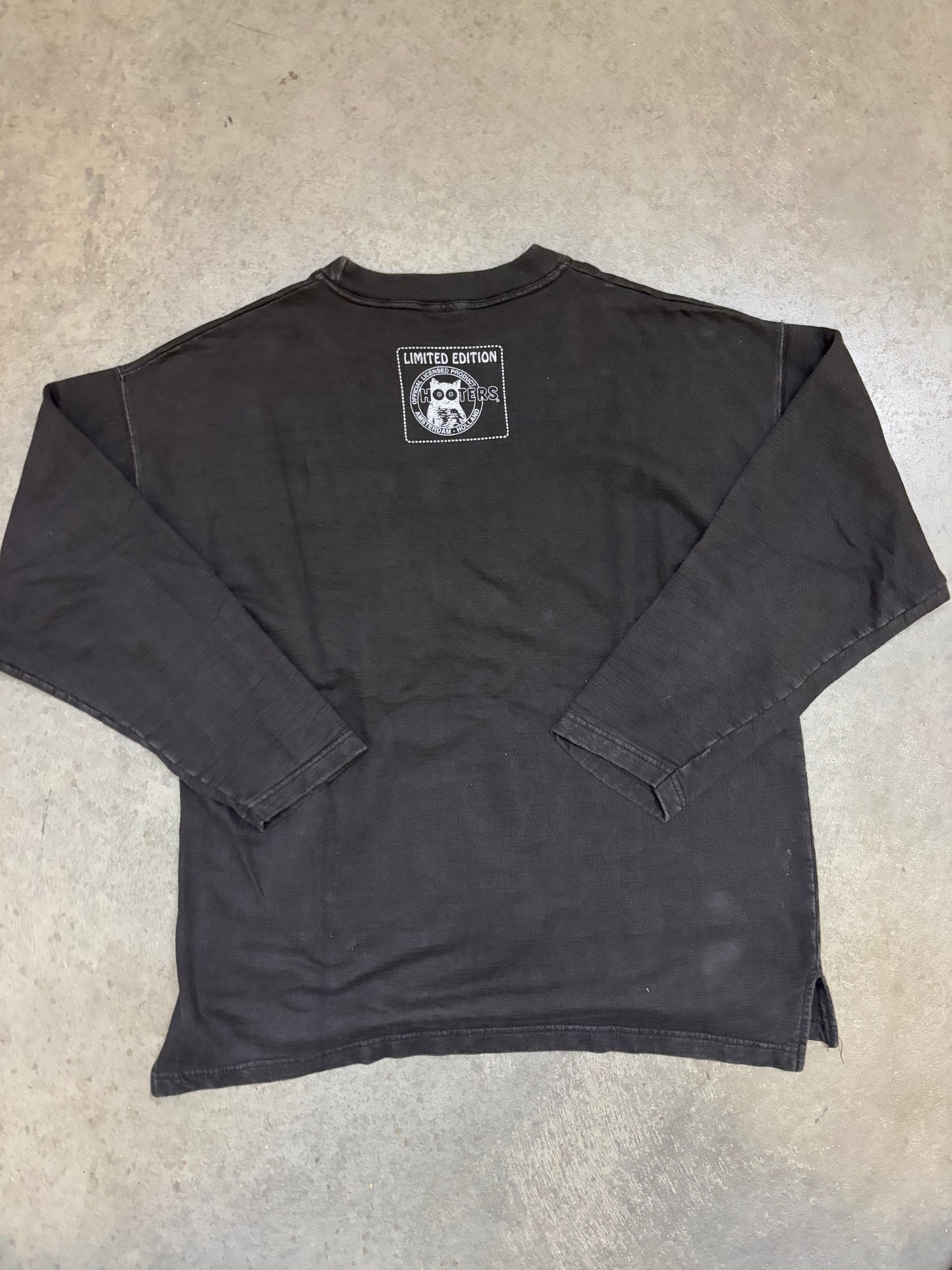 90s Hooters Shirt - XL