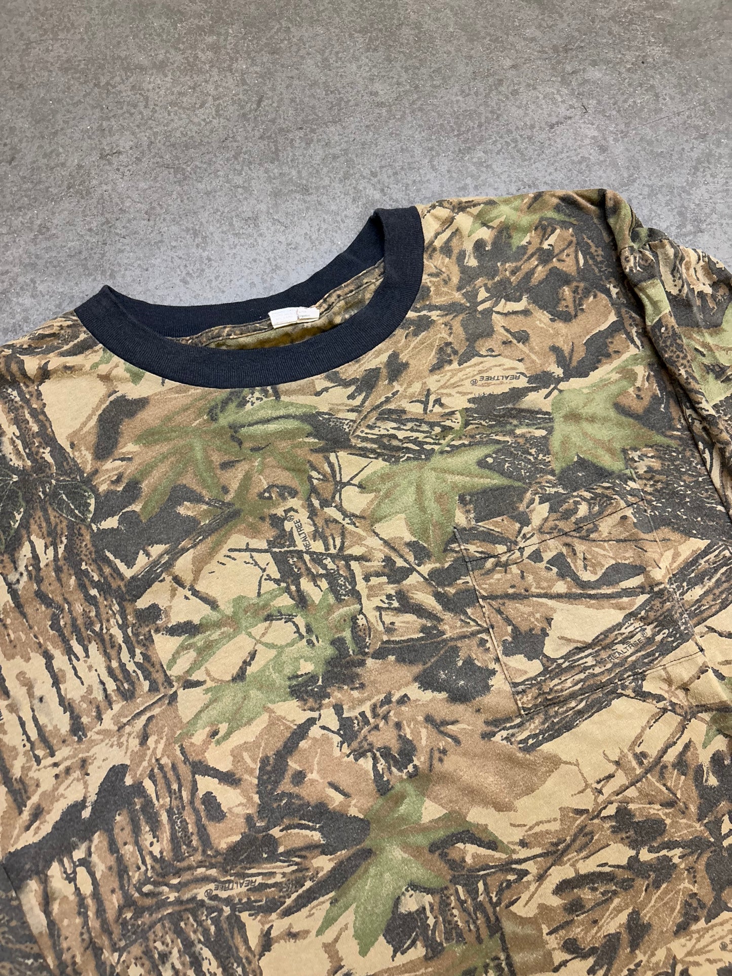 90s Camo Long Sleeve - L
