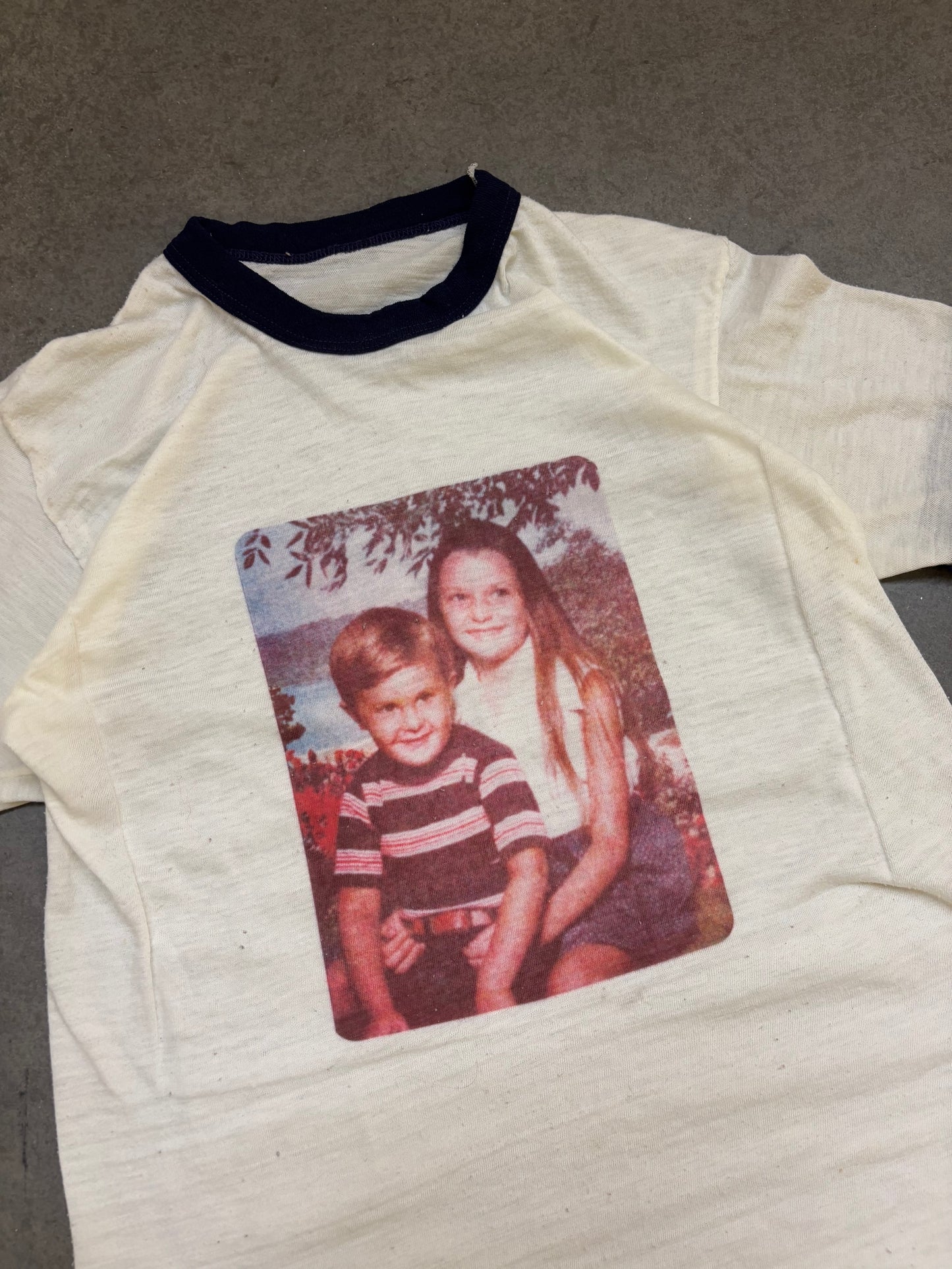 1970s Family Portrait Ringer - M