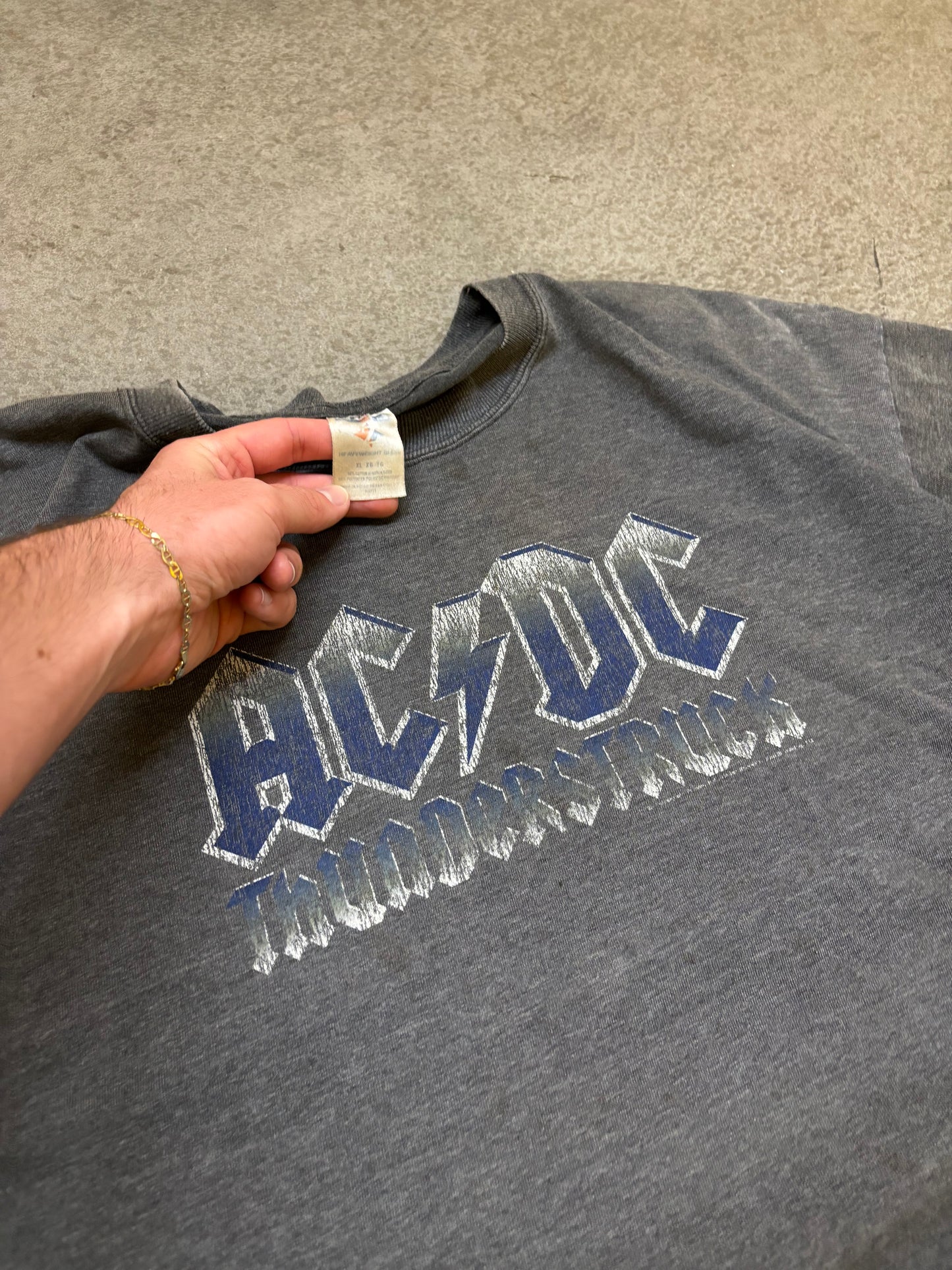 2000s ACDC Thunderstruck Tee - XL