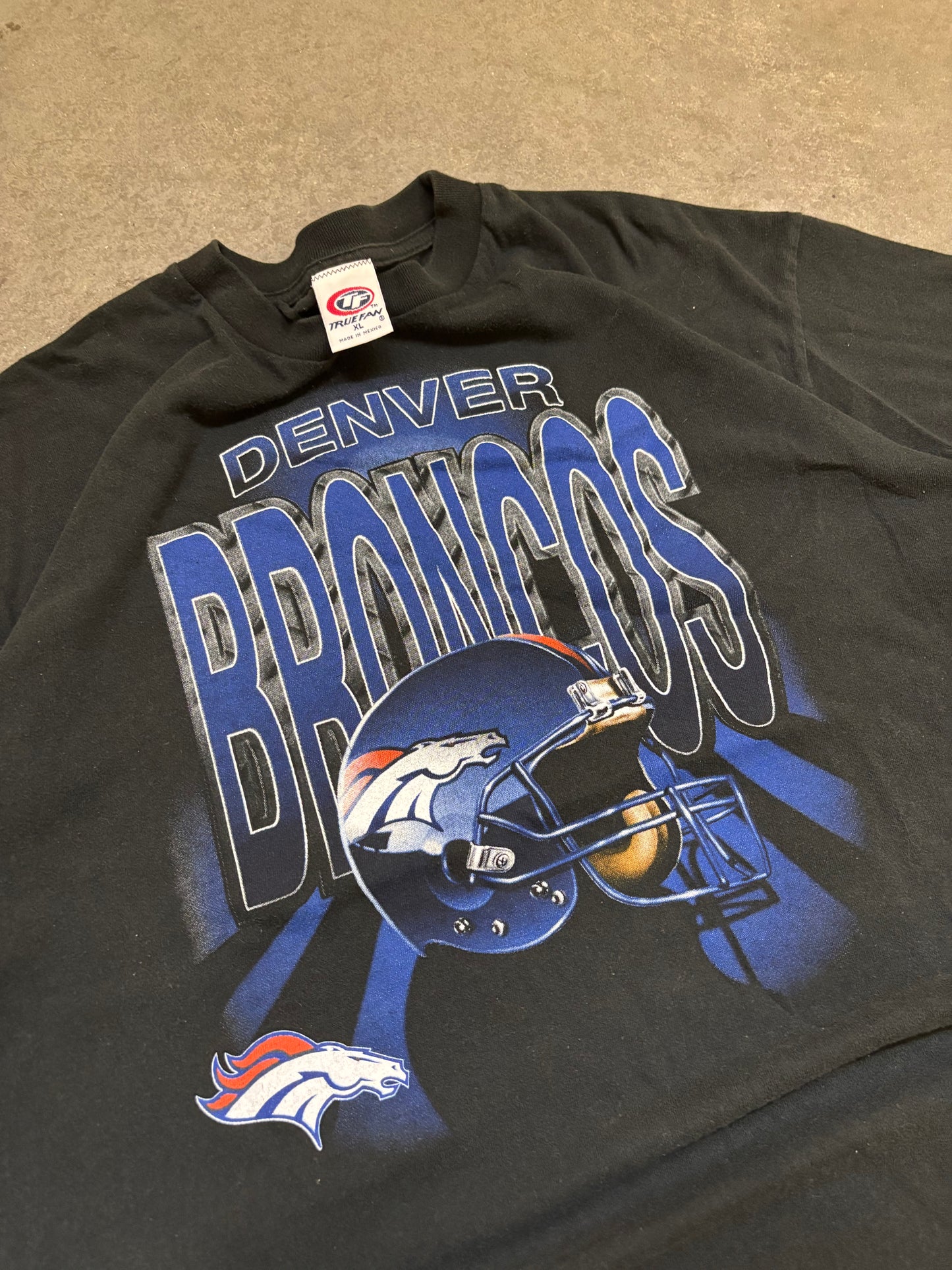 2000s Denver Broncos Tee - XL