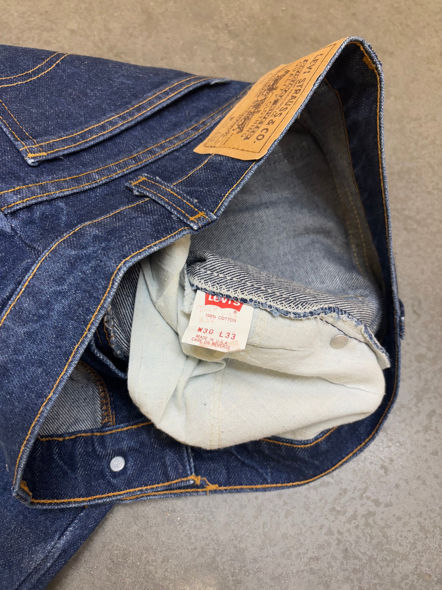 Dark Wash Orange Tab Levis - 30x33