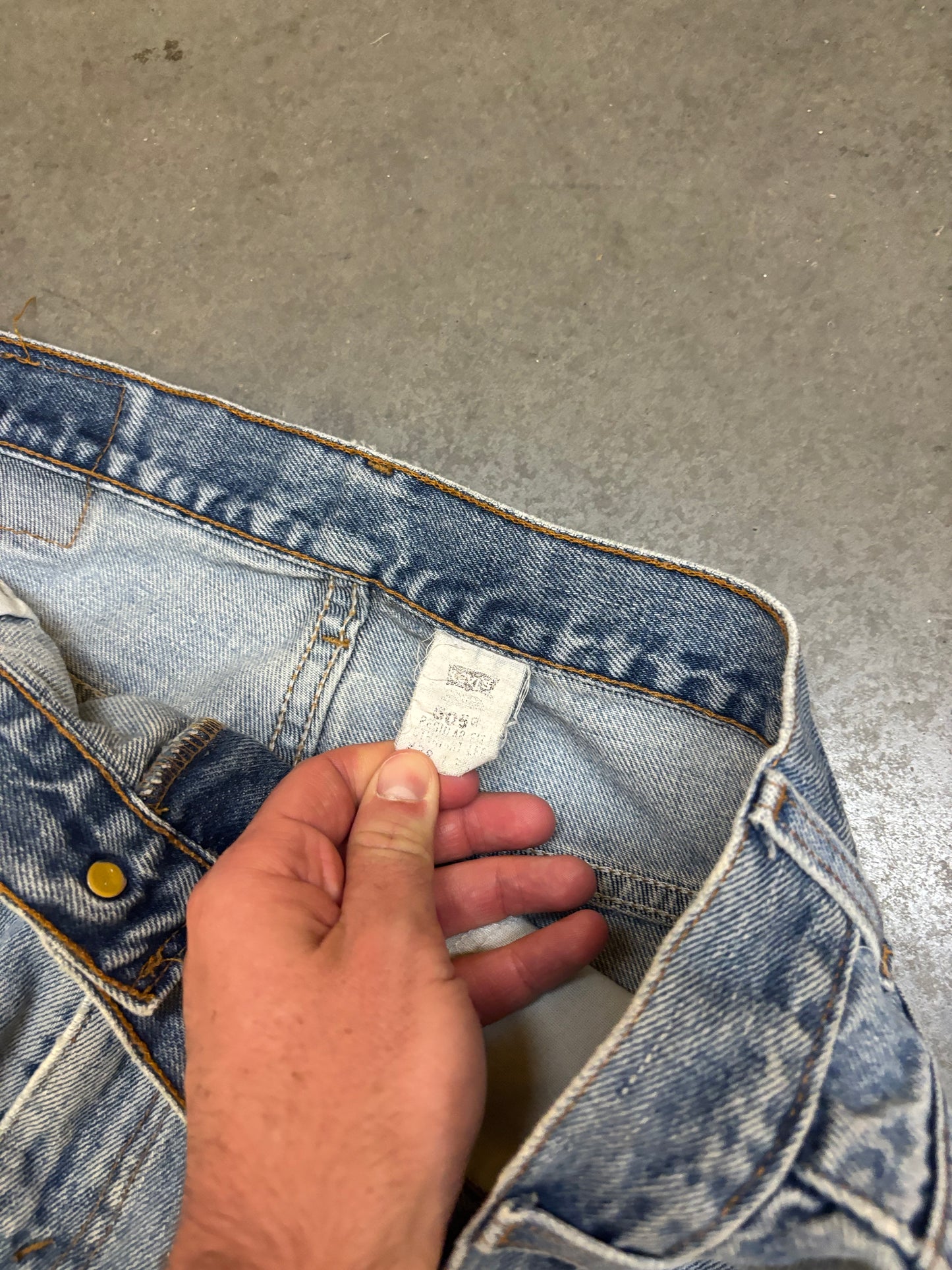 90s Levis 505 - 38x30