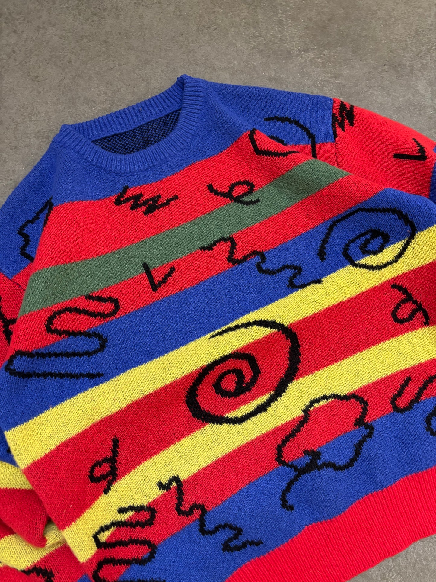 Crazy Vintage Sweater - XL