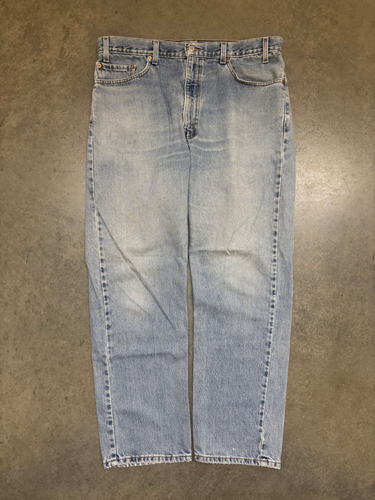 90s Levis 505 - 38x30