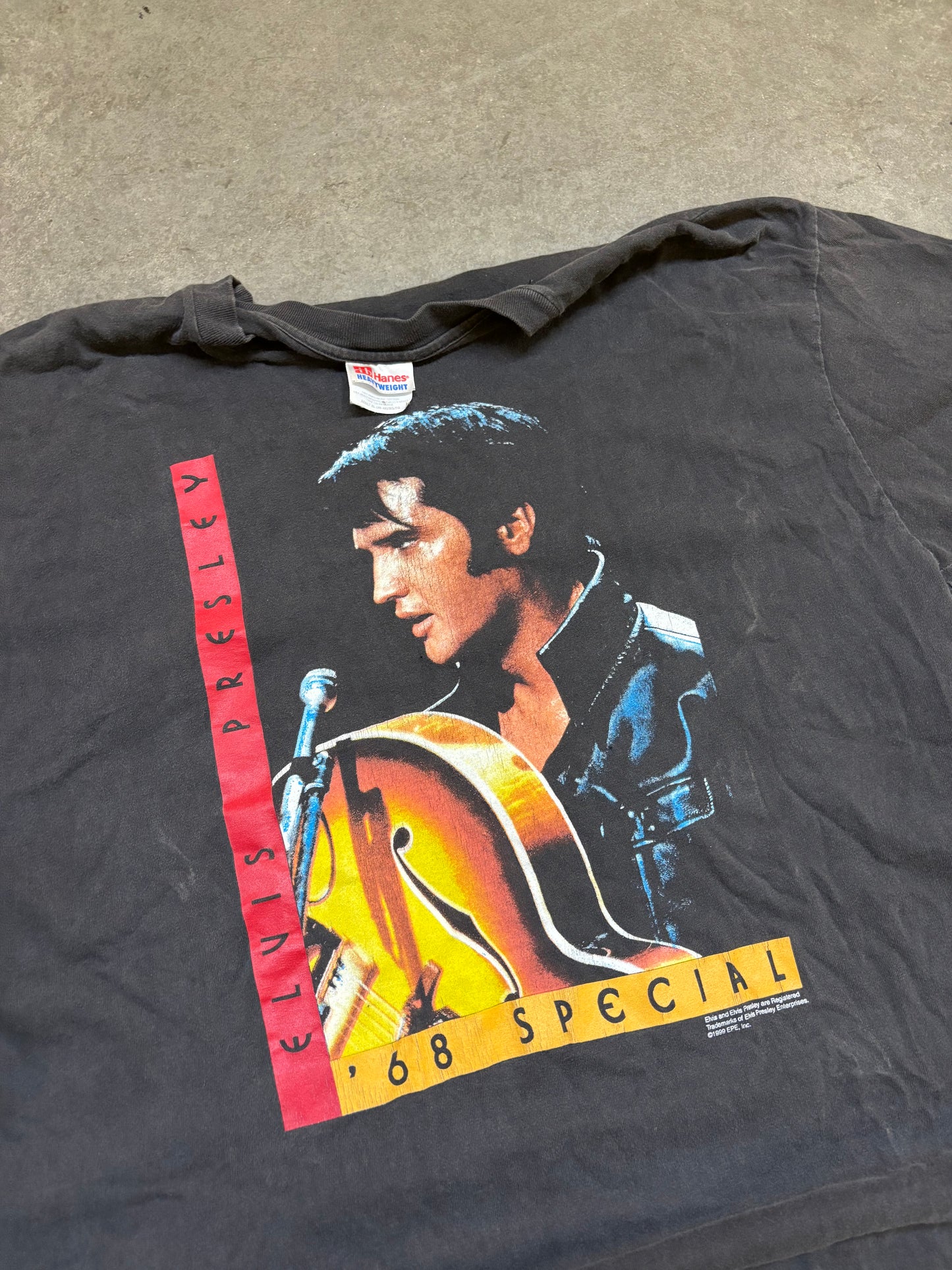 1999 Elvis Presley Tee -  XL