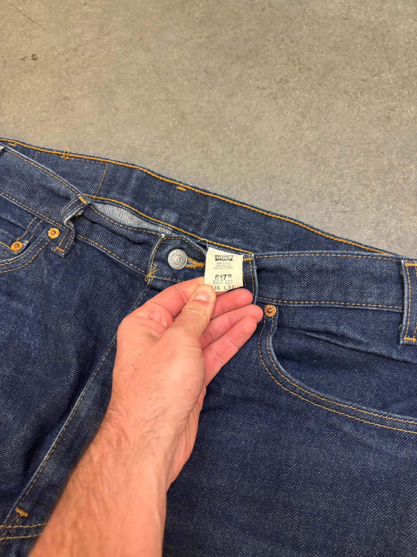 90s Dark Wash Levis 517 - 35x31