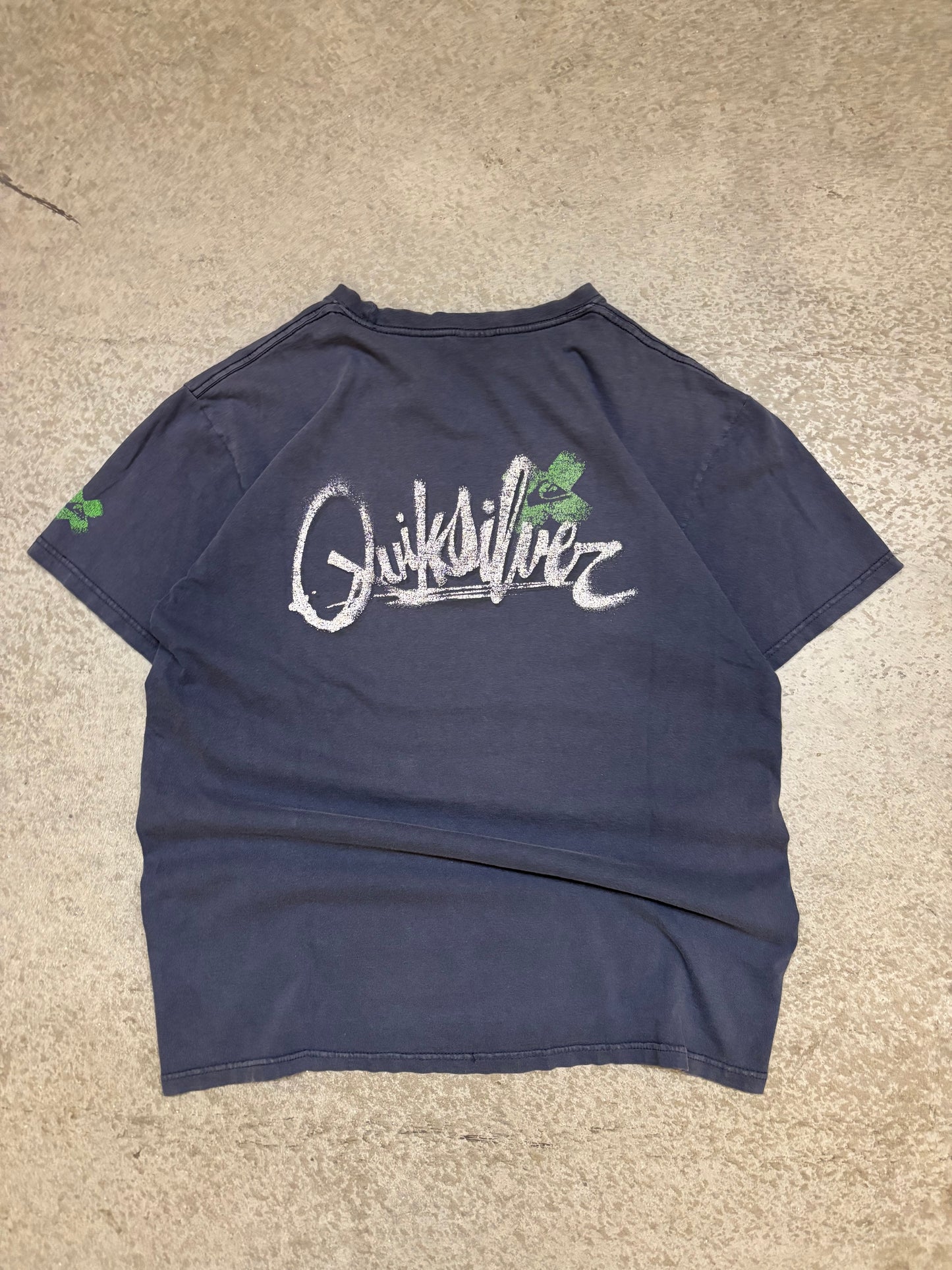 2000s Faded Quicksilver Tee - M
