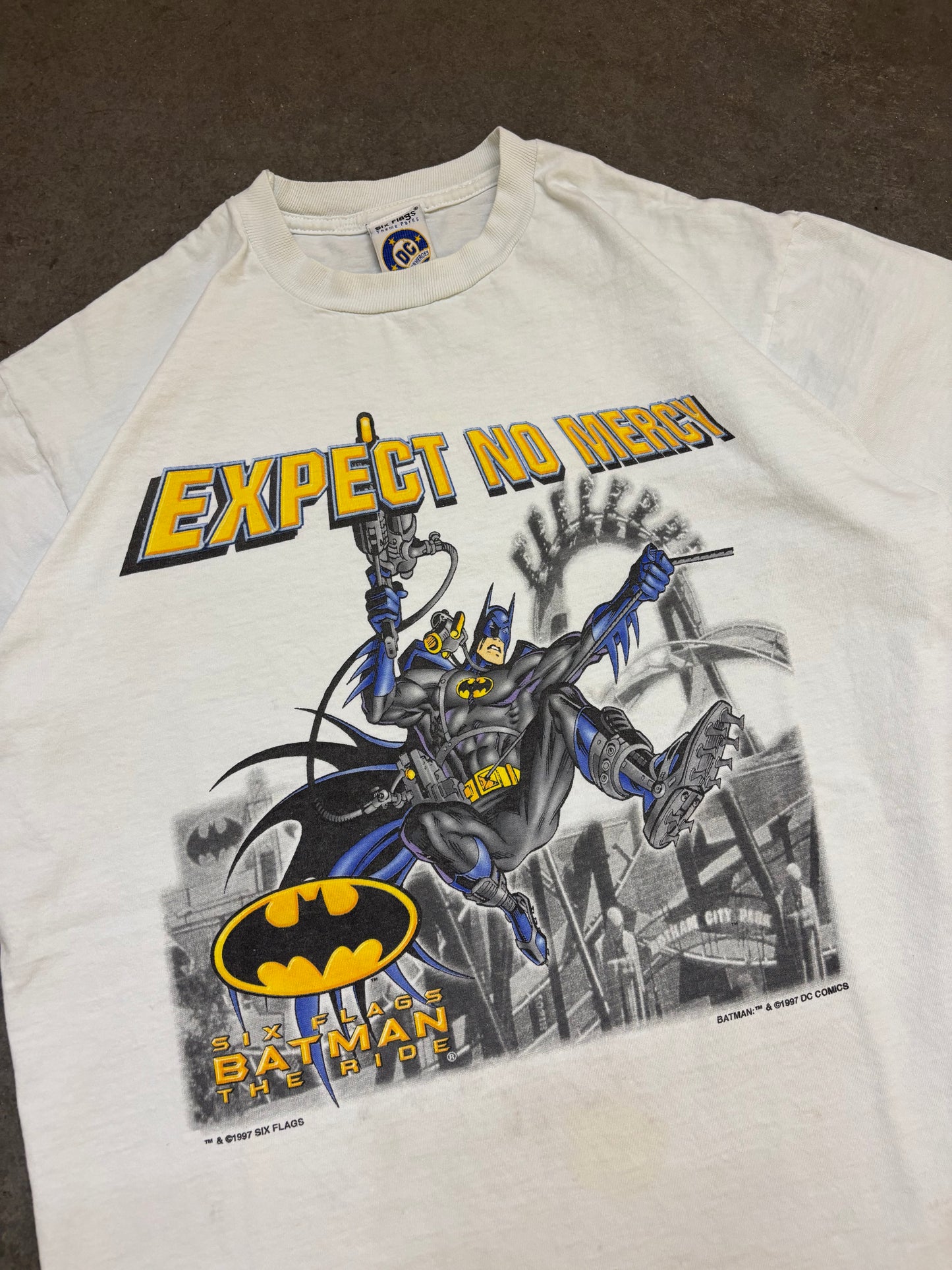 97 Batman Six Flags Tee - L