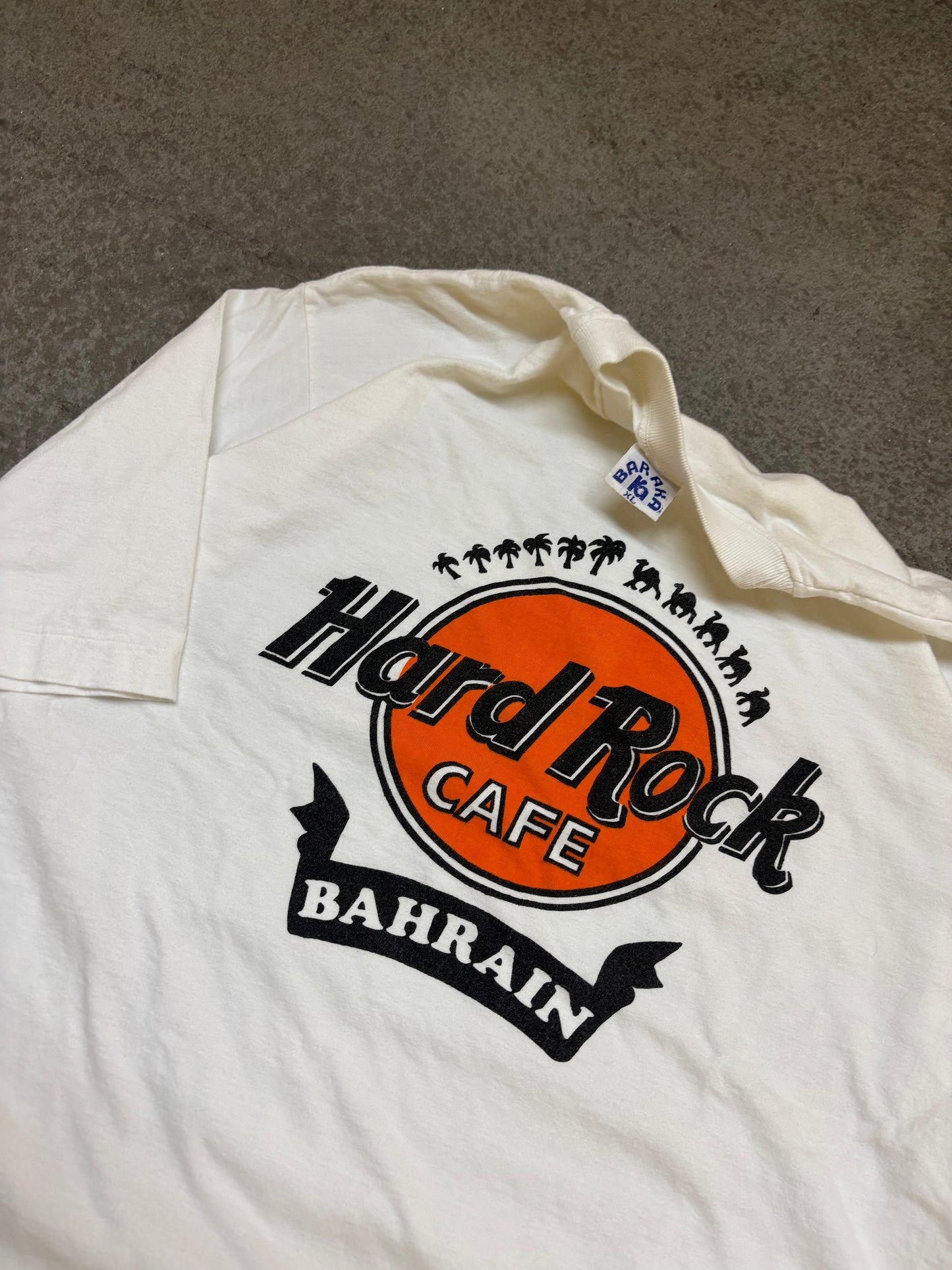 90s Hard Rock Bahrain - XL