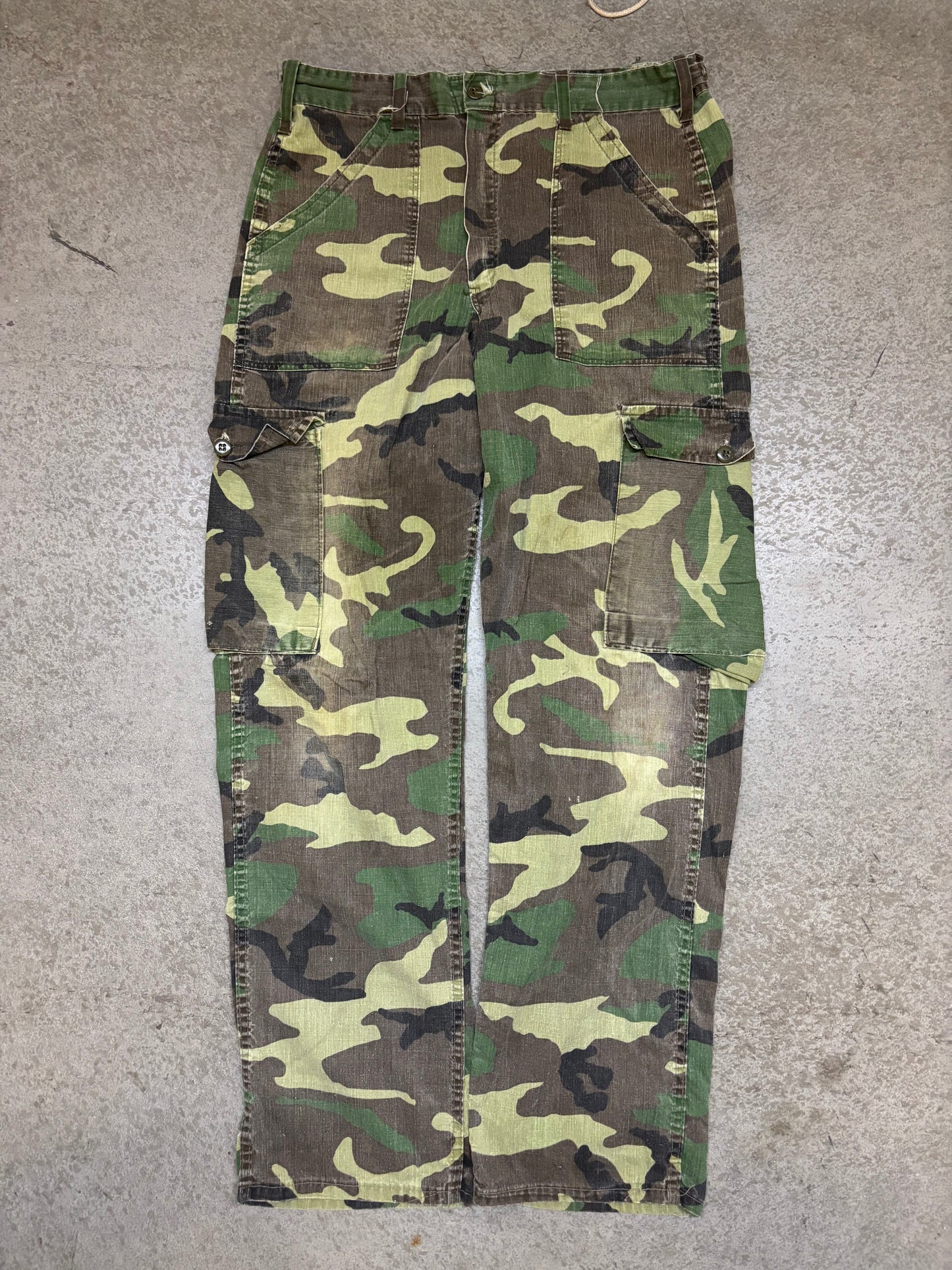 80s Camo Cargo Fatigues - 34x32