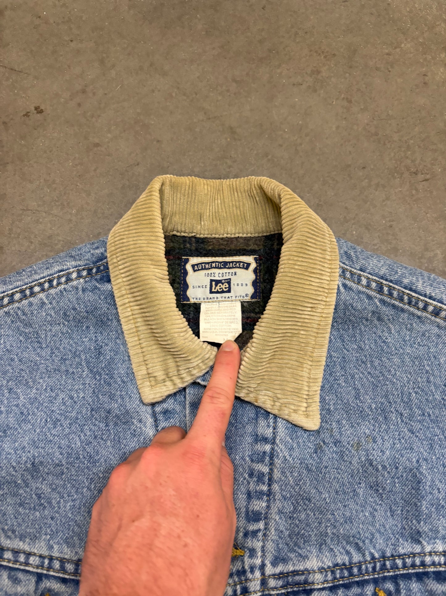 2000s Lee Blanket Lined Denim Jacket - M