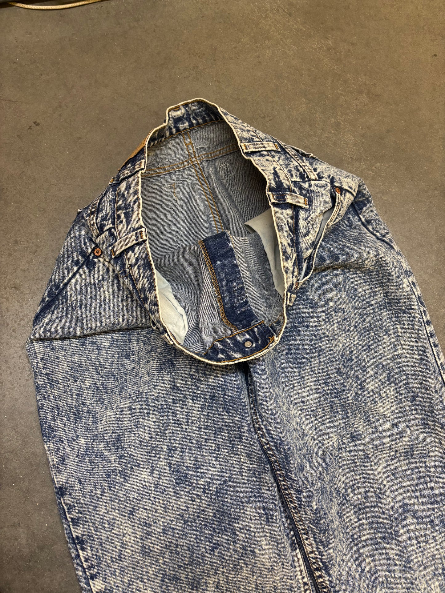 80s Acid Wash Levis Orange Tabs - 38x32