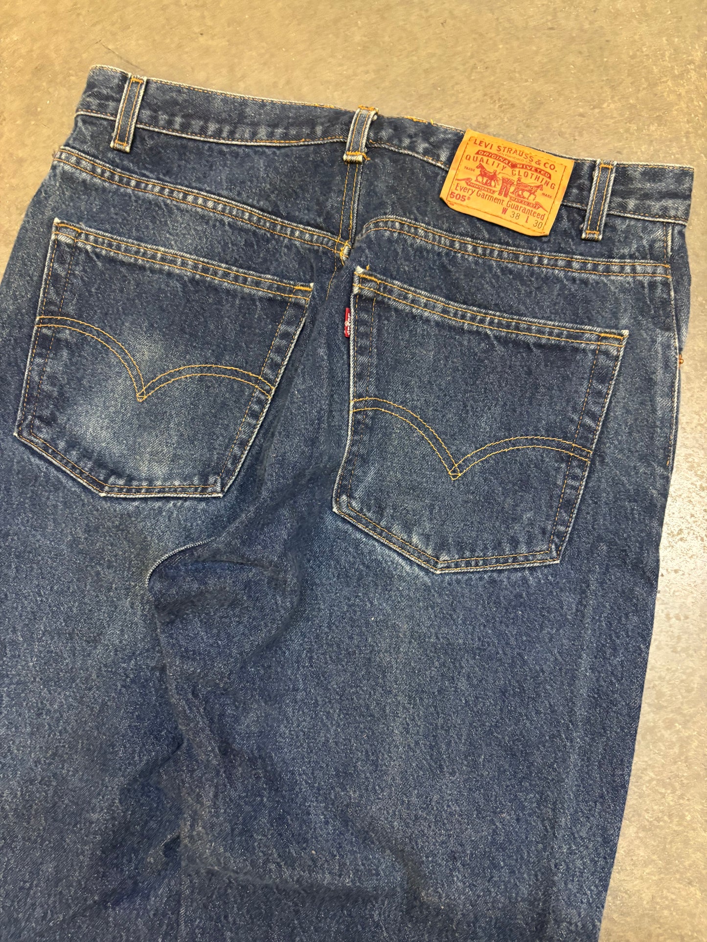 90s Levis 505 - 38x30