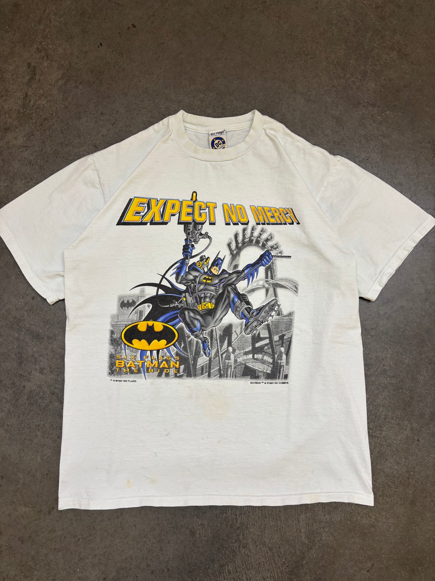 97 Batman Six Flags Tee - L